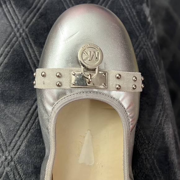 Michael Kors flat shoes Size 5 - Picture 7 of 7